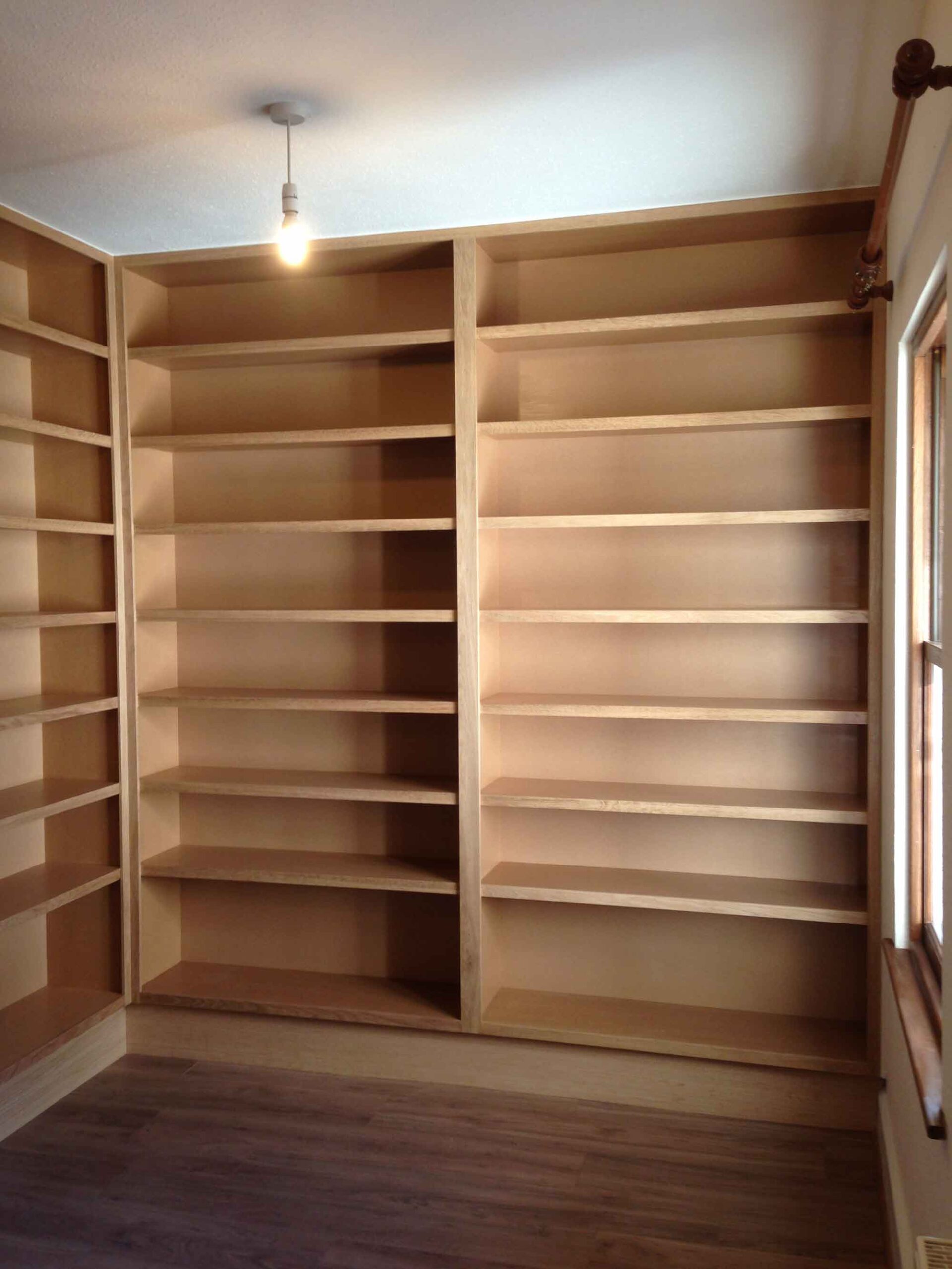 fitted book shelves