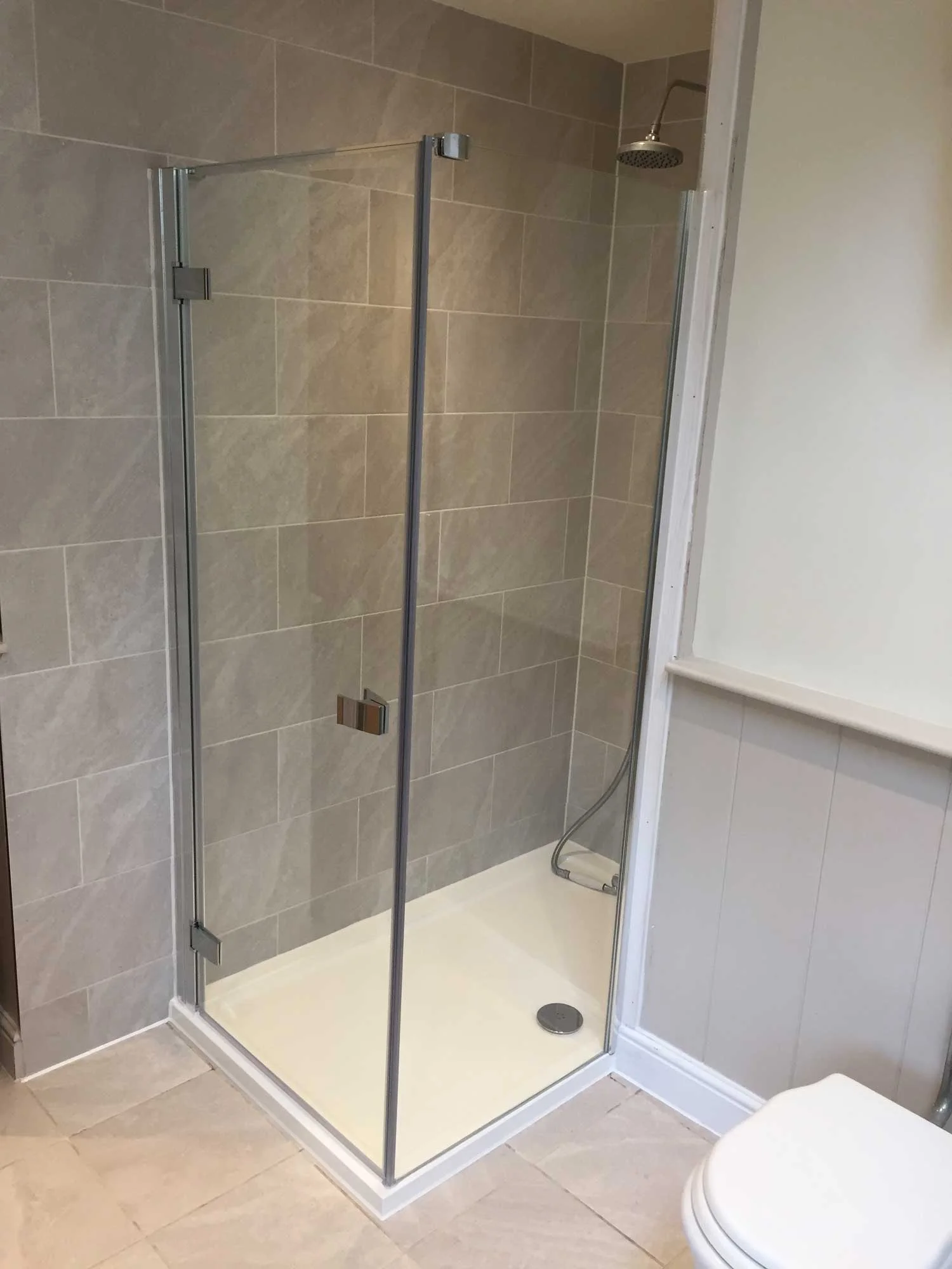 walk in glass shower cubicle